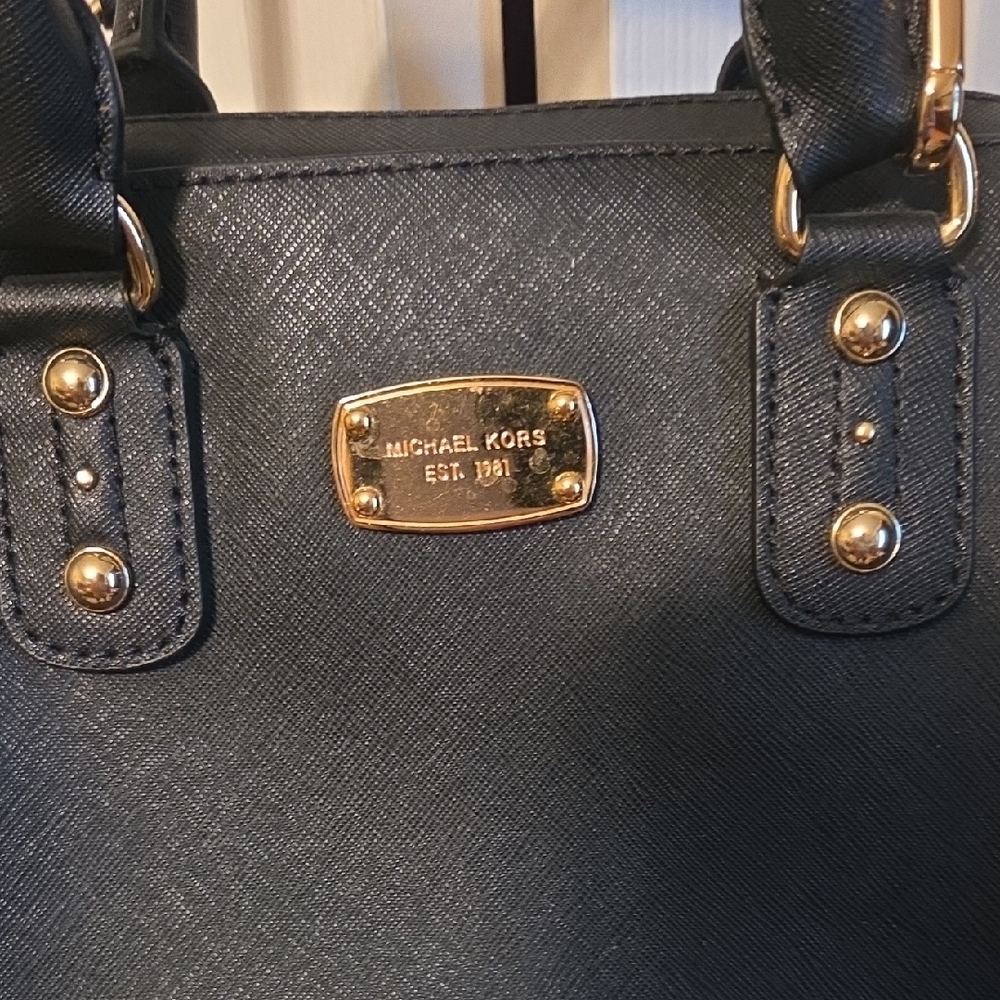 Michael Kors Black Saffiano Leather Satchel Excellent Condition - Picture 2 of 9